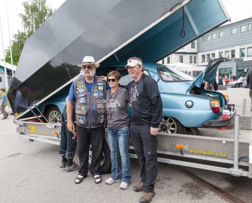 Tom Donney und Ehefrau mit Fan