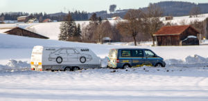 Trailer-und-Bus